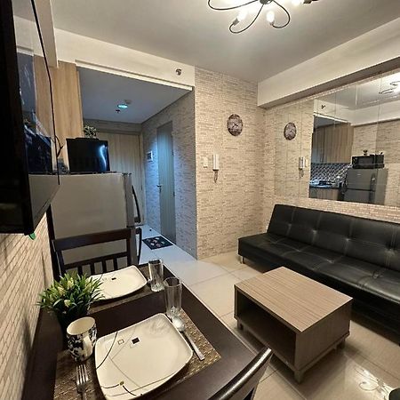 Sabina'S One Bedroom Condo At Shore Tower C Manila Luaran gambar