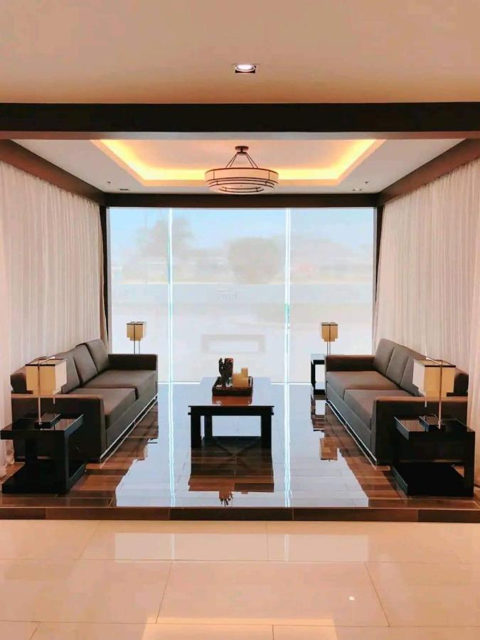 Sabina'S One Bedroom Condo At Shore Tower C Manila Luaran gambar