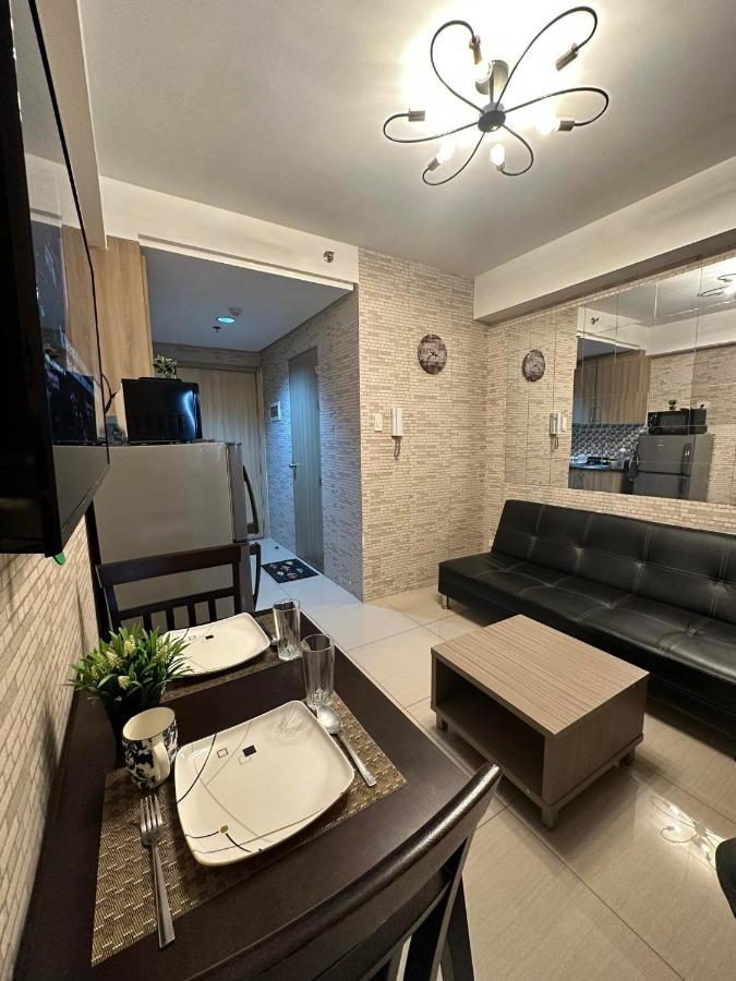 Sabina'S One Bedroom Condo At Shore Tower C Manila Luaran gambar